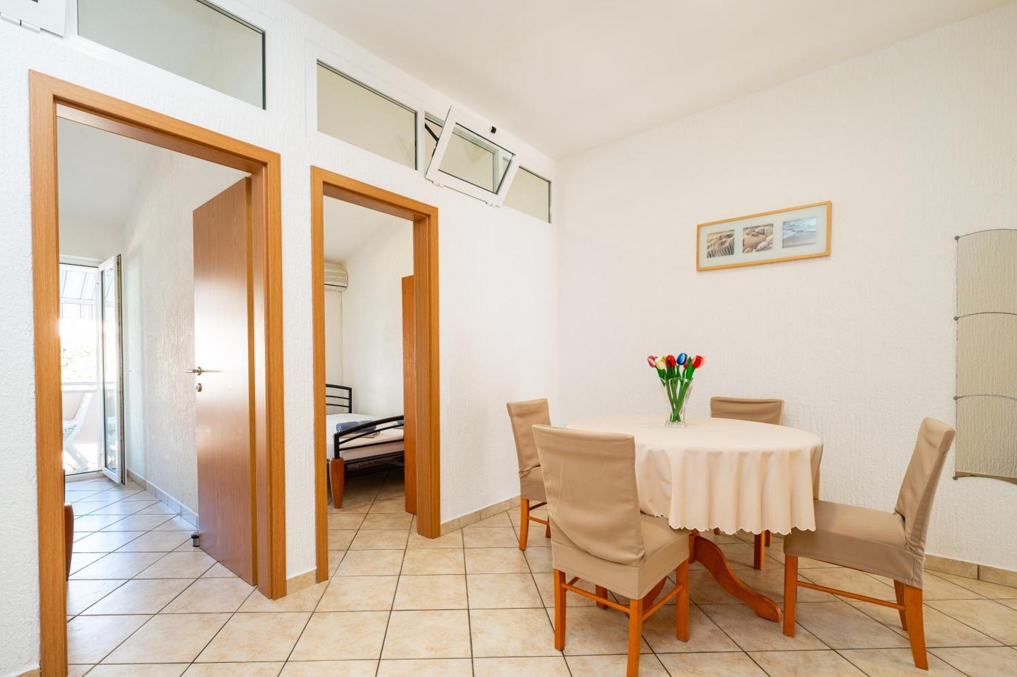 Apartments Cvetka Novalja Kültér fotó