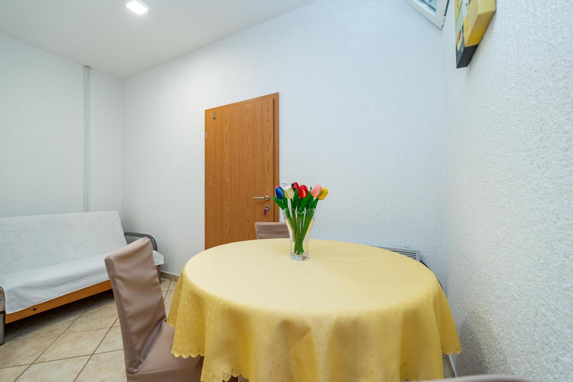Apartments Cvetka Novalja Kültér fotó